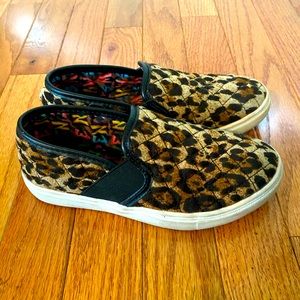 Girls leopard slip ons